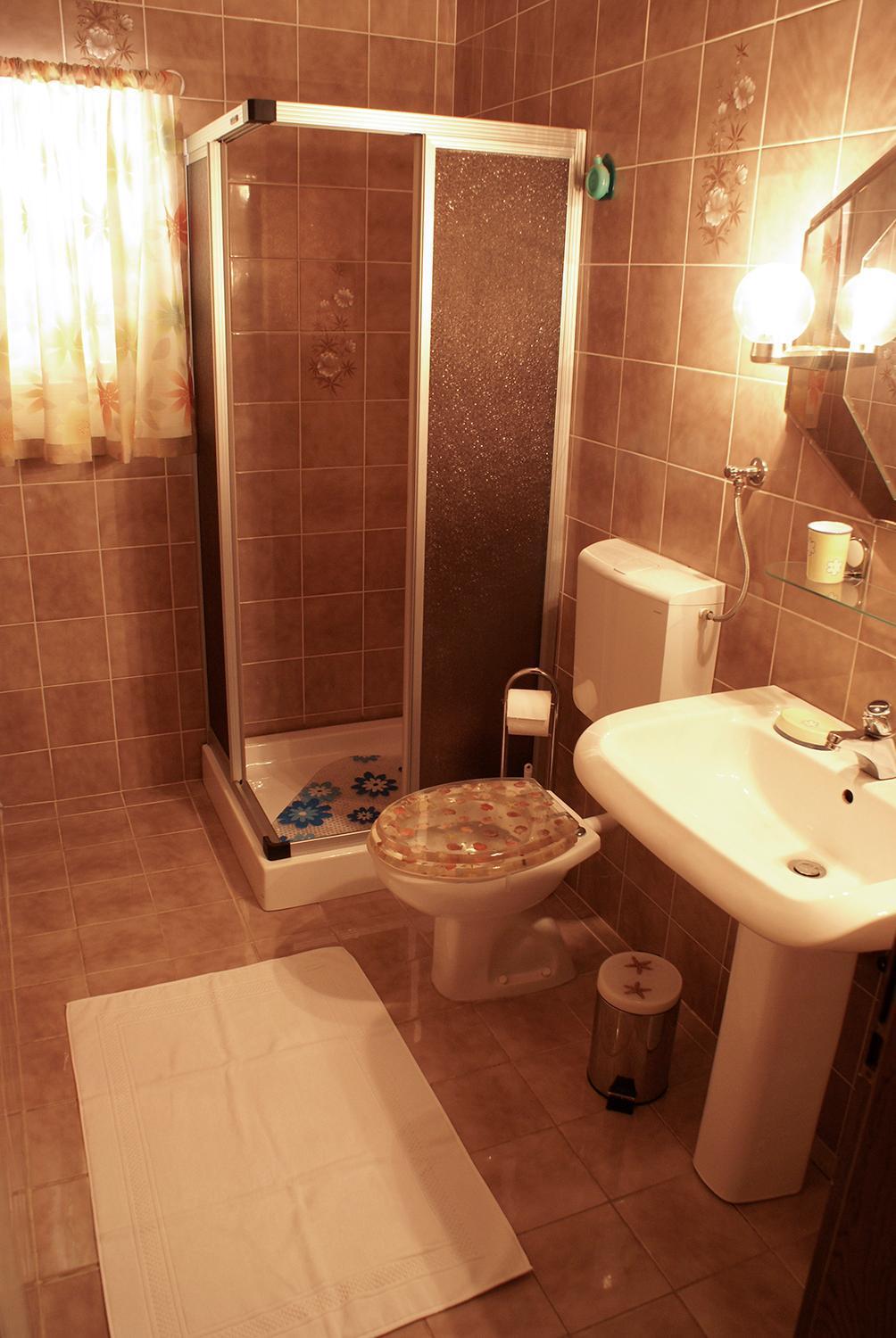 Apartmani Ribarica**** Karlobag Buitenkant foto